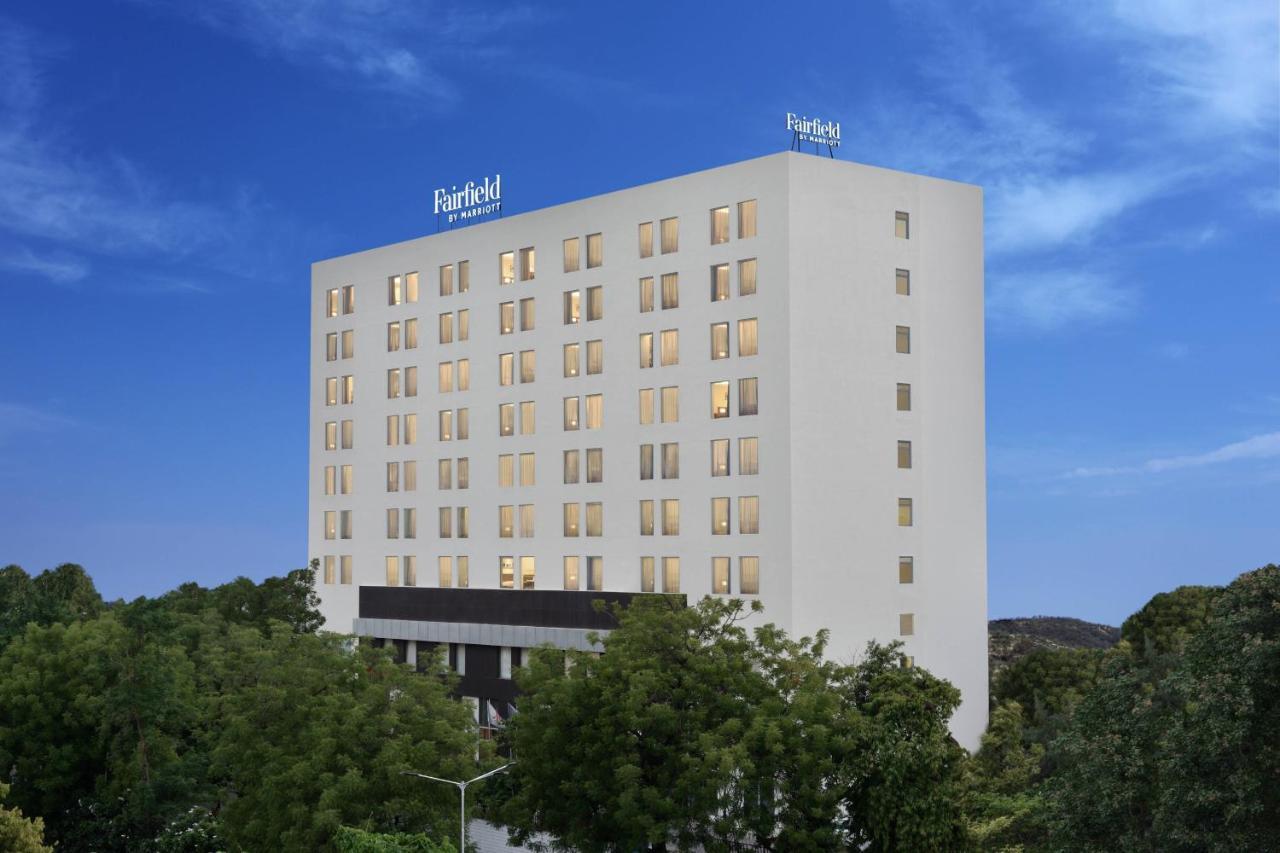 Fairfield By Marriott Ahmedabad Hotel Exterior foto